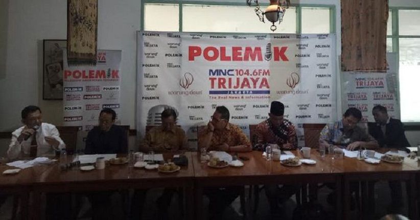 11 April 2018, Komisi I DPR Panggil Pihak Facebook