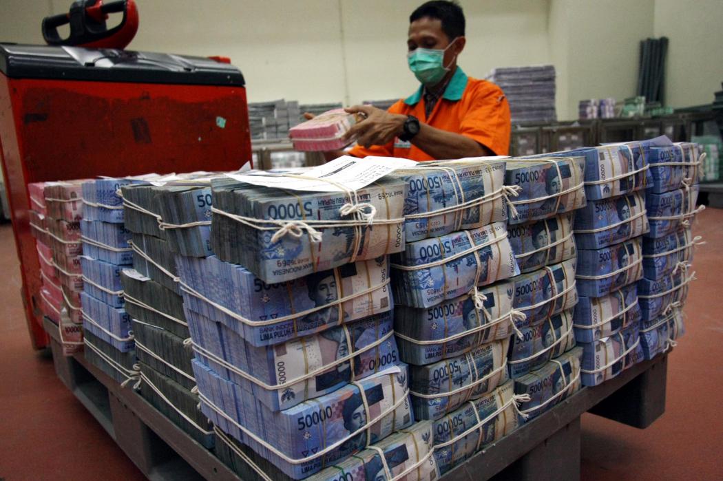 Rating Surat Utang Indonesia Naik, Apa Dampaknya?