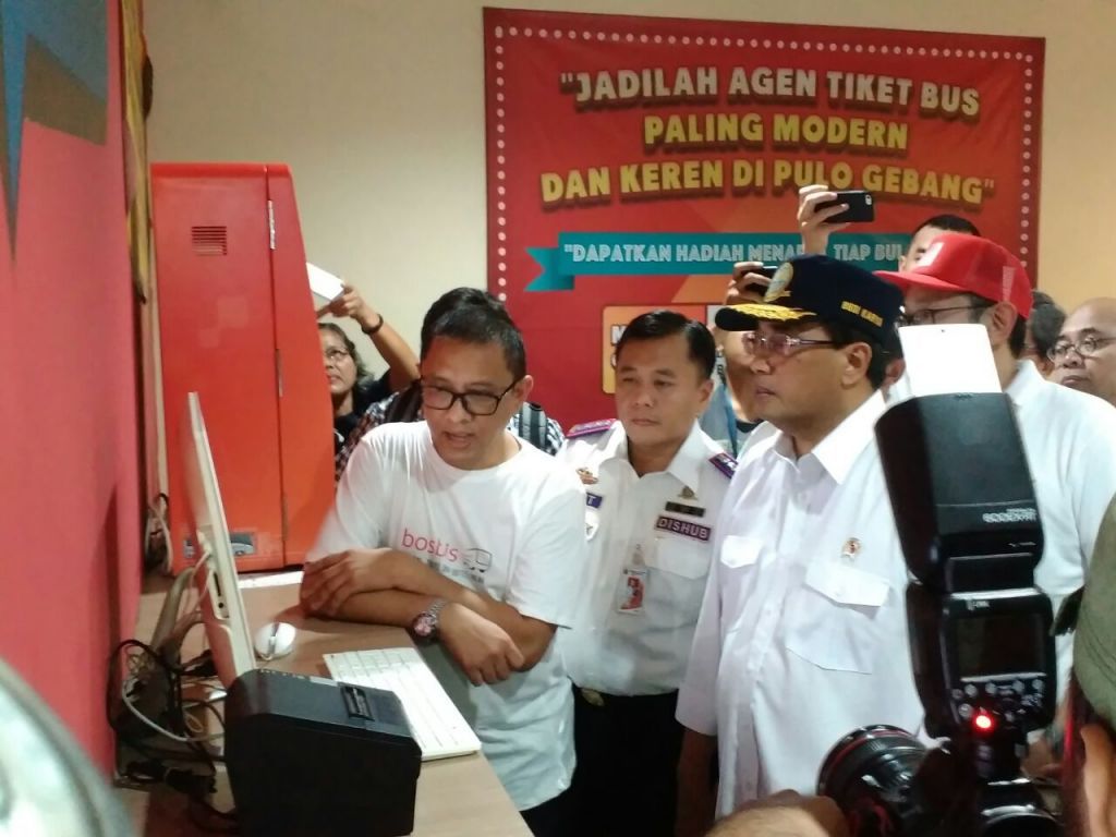 Menhub Tak Puas dengan Layanan E-Ticketing di Terminal Pulo Gebang