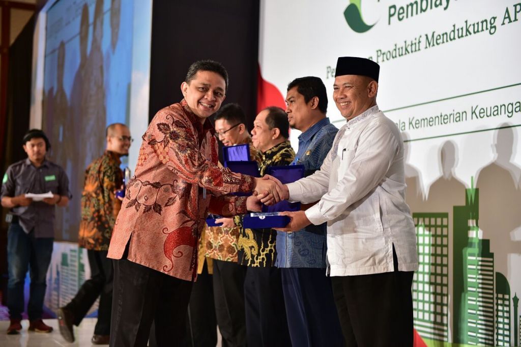 Peringkat Utang Membaik, Investor Makin Percaya Tanamkan Modal