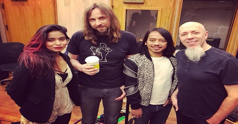 Dewa Budjana Rampungkan Proses Rekaman dengan Kibordis Dream Theater