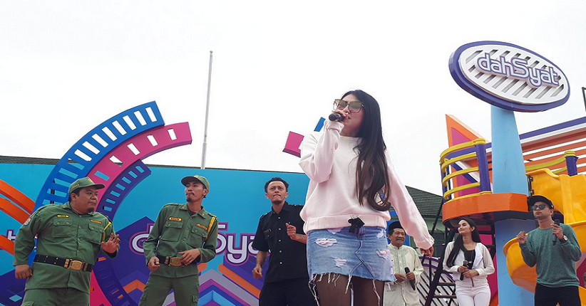 Intip Yuk, Keseruan Dahsyatnya Setahun Dunia Terbalik