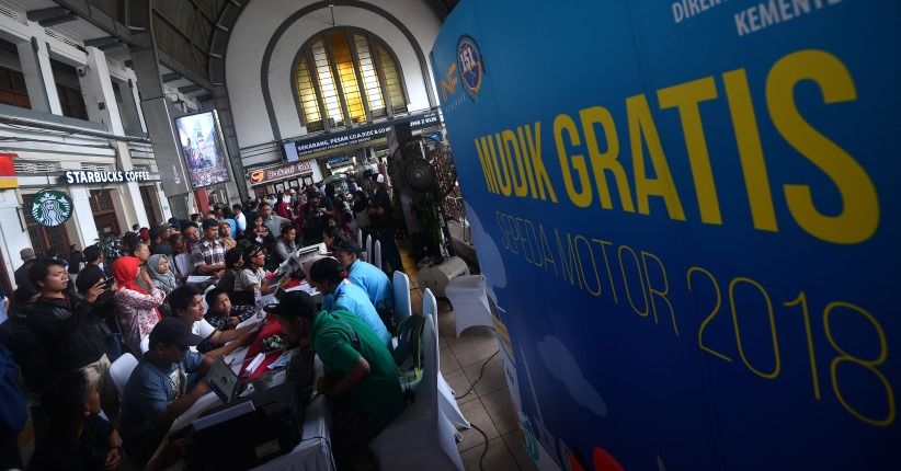 Pemprov DKI Berangkatkan 17.427 Warga Mudik Gratis