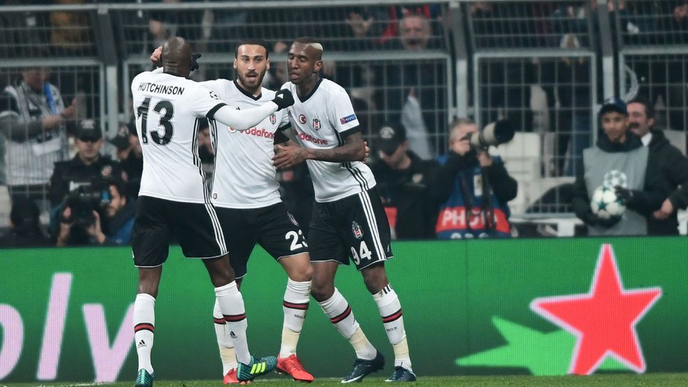 Besiktas Jadi Klub Turki Pertama yang Juara Grup Liga Champions