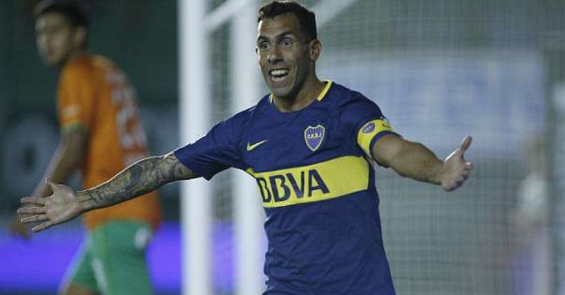Main Sepak Bola di Kompleks Penjara, Carlos Tevez Alami Cedera