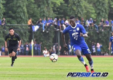 Gomez Belum Puas dengan Nâ€™Douassel, Wanggai Alami Cedera