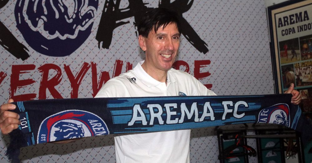 Arema Perkenalkan Milan Petrovic sebagai Asisten Pelatih