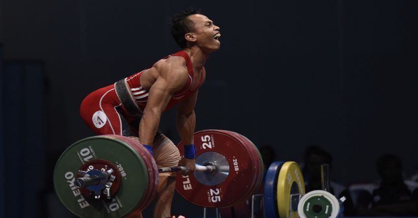 Angkat Besi Sumbang Empat Emas untuk Indonesia di Test Event