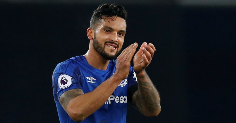 Cetak Gol Perdana, Theo Walcott Kagum dengan Kekompakan Skuad Everton