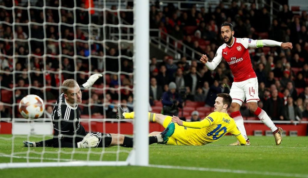 Pesona Walcott-Wilshere Bawa The Gunners Pesta Enam Gol