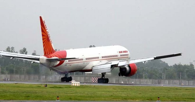 Akun Twitter Maskapai Dibajak, Umumkan Semua Penerbangan Dibatalkan