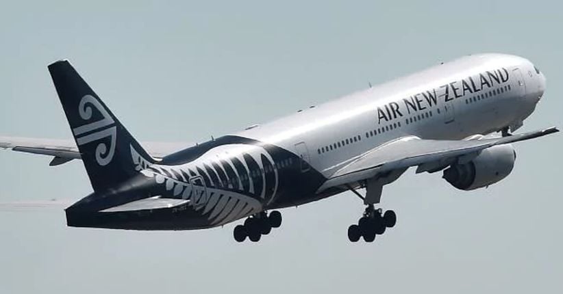 Drone Nyaris Masuk ke Mesin Pesawat saat Hendak Mendarat