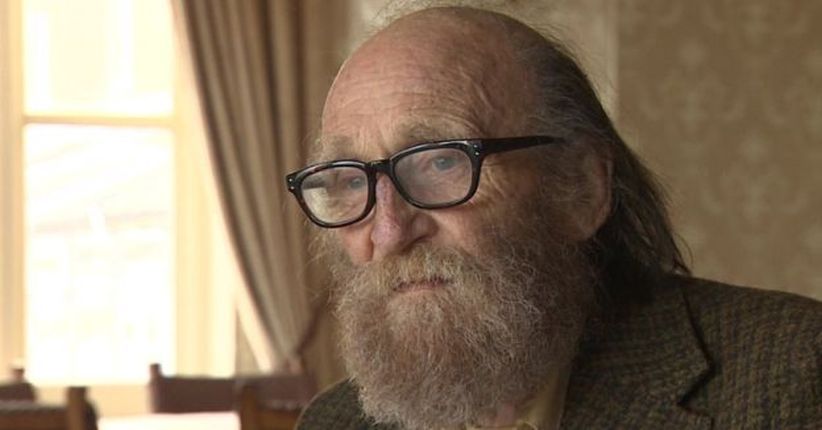 Pria Ini Tahu Ayahnya Mata-Mata Perang Dunia II dari Paket Misterius