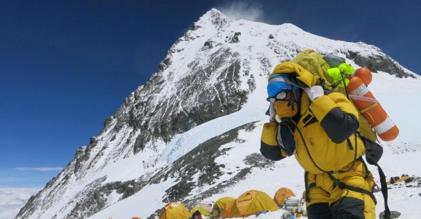 Gunung Everest Tak Boleh Lagi Didaki Seorang Diri