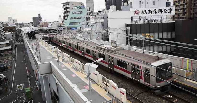 Siapa Bilang Kereta di Jepang Jarang Terlambat, Ini Buktinya