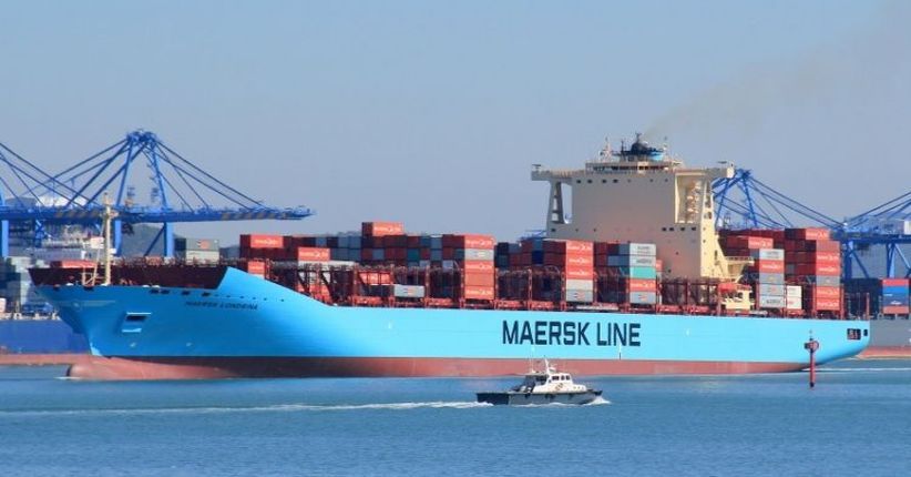 Kapal Kontainer Terbakar di Laut Arab, 1 Orang Tewas dan 4 Hilang