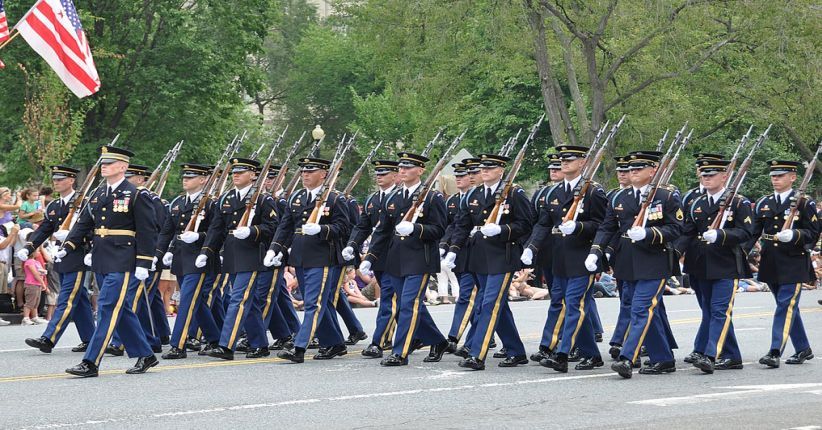 Terinspirasi dari Prancis, Donald Trump Ingin Ada Parade Militer di AS