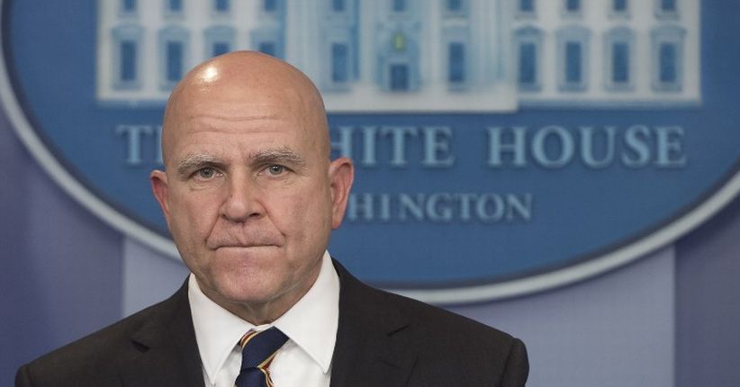 Setelah Pecat Menlu, Trump Dilaporkan Akan Geser Penasihat Keamanan