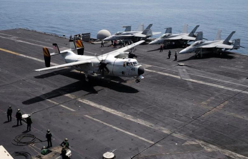 Pesawat Angkatan Laut AS Jatuh di Laut, 8 Tentara Ditemukan