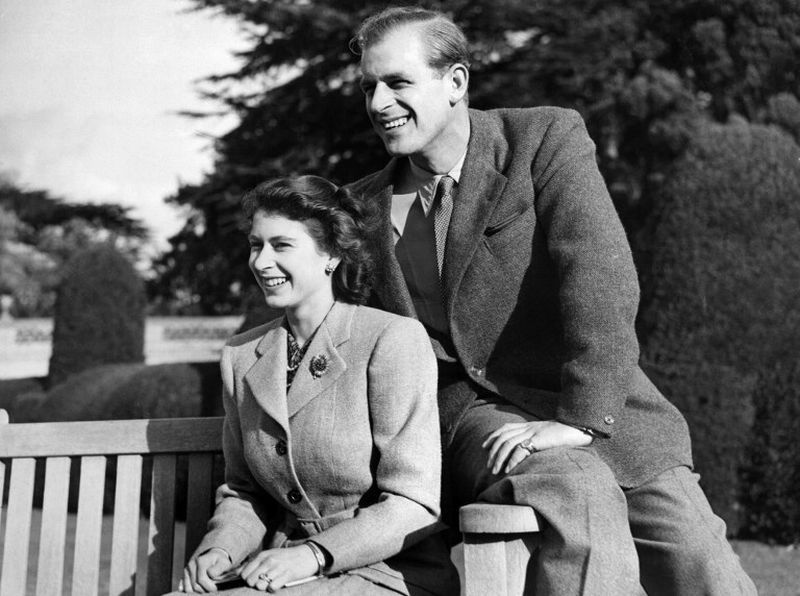Ratu Elizabeth II-Pangeran Philip Rayakan HUT Pernikahan Ke-70