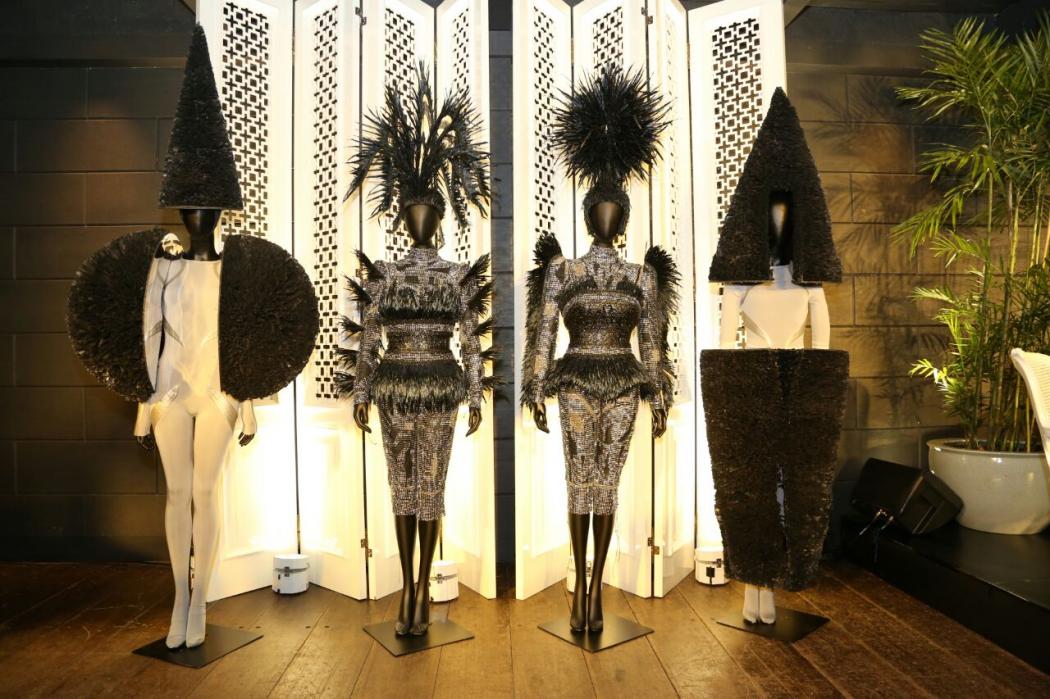 Rinaldy Yunardi Pukau Dunia lewat Aksesori 'Tali Rafia'