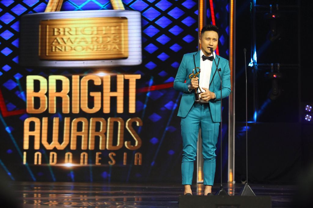 Arie Untung-Fenita Terpilih sebagai Pasangan Bintang Iklan Terfavorit