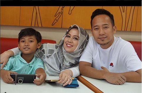 Karier Sukses, Denny Cagur-Shanty Ingin Cepat Naik Haji