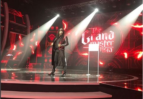 Tahun Baru, Master Limbad Unjuk Aksi Menantang di Pedalaman Papua