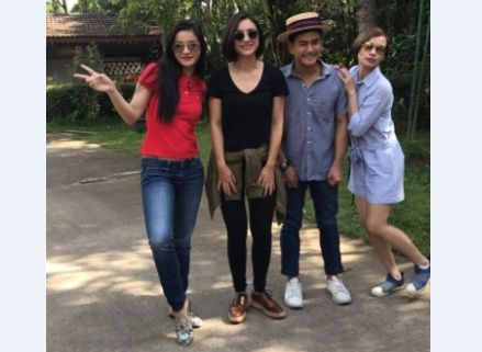 Keseruan 4 Presenter Infotainment Berlibur di Royal Safari Garden 