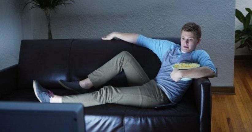 Jangan Anggap Enteng, Orang Sering Begadang Lebih Cepat Meninggal