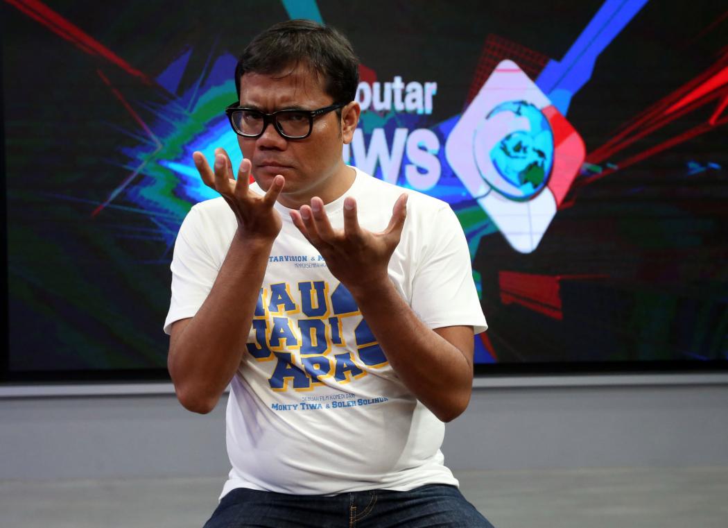 Soleh Solihun Jadi Sutradara, Stand Up Comedy Tetap Jalan