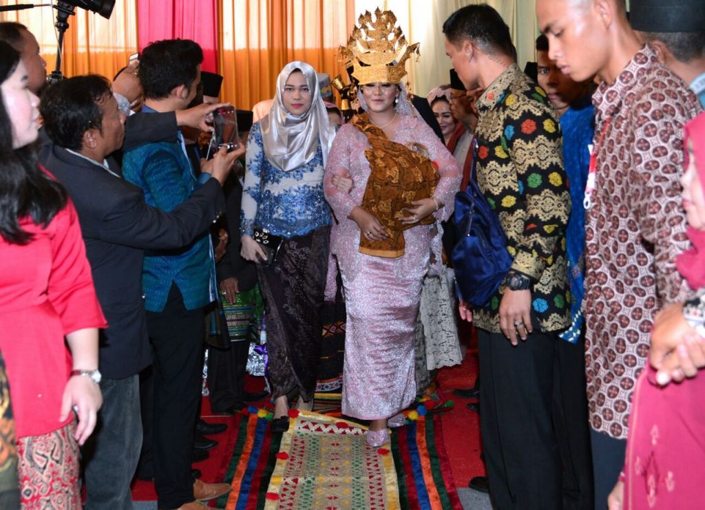 Pernikahan Bobby-Kahiyang, Jonathan Frizzy: Momen Melestarikan Budaya