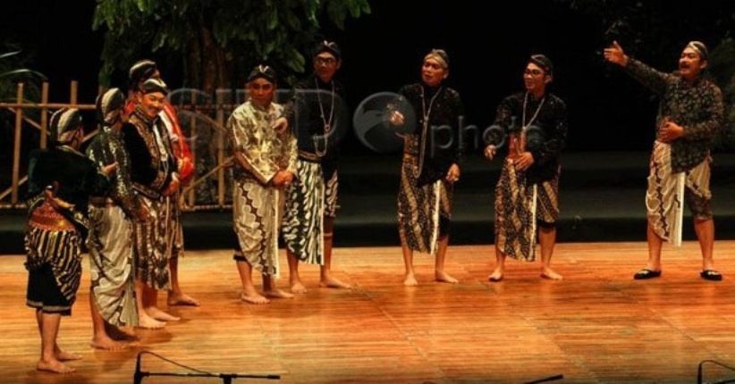 Berebut Tahta, Anggota DPR dan Tokoh Perbankan sampai Berlumuran Darah