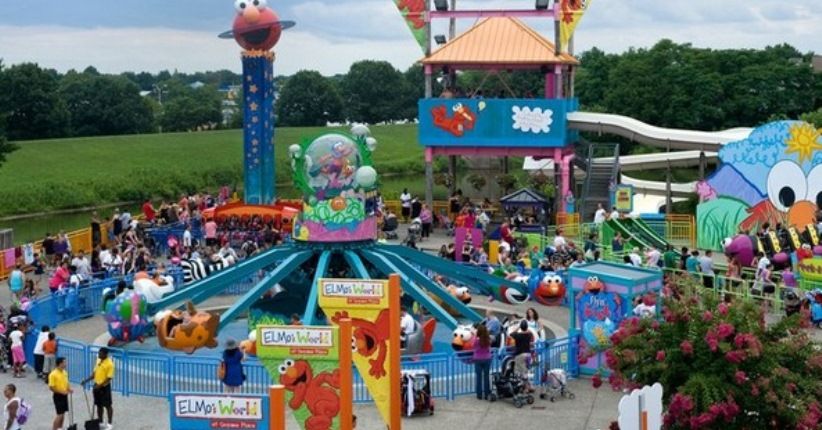  Sesame Place Jadi Taman Bermain Ramah Autisme Pertama di Dunia