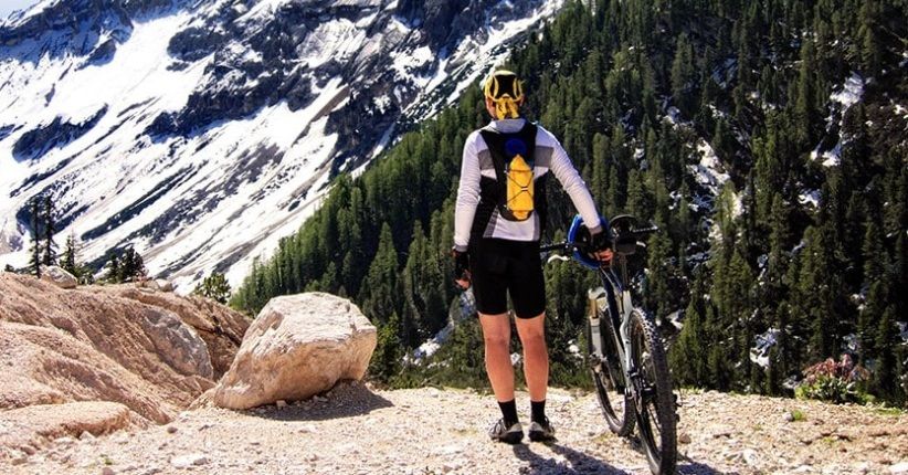 4 Destinasi Favorit Solo Traveler, Lebih Asyik Bersepeda di Alpen