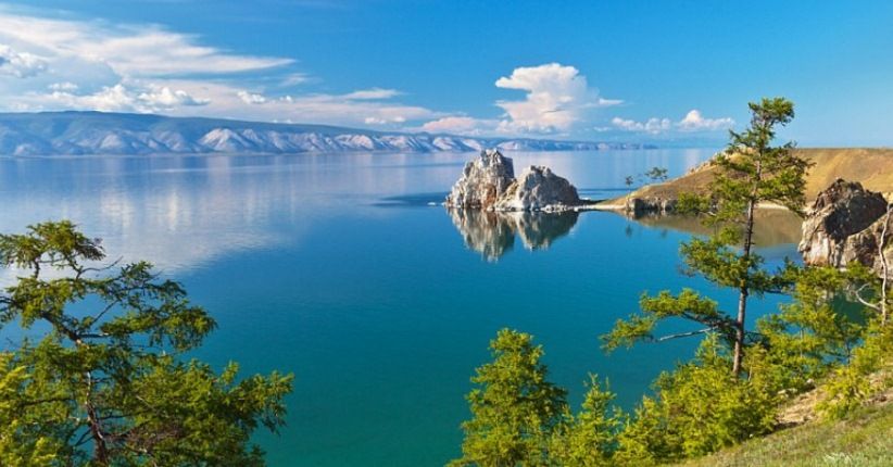 Danau Baikal Terbesar di Dunia, Pemandangan Alamnya Bikin Takjub