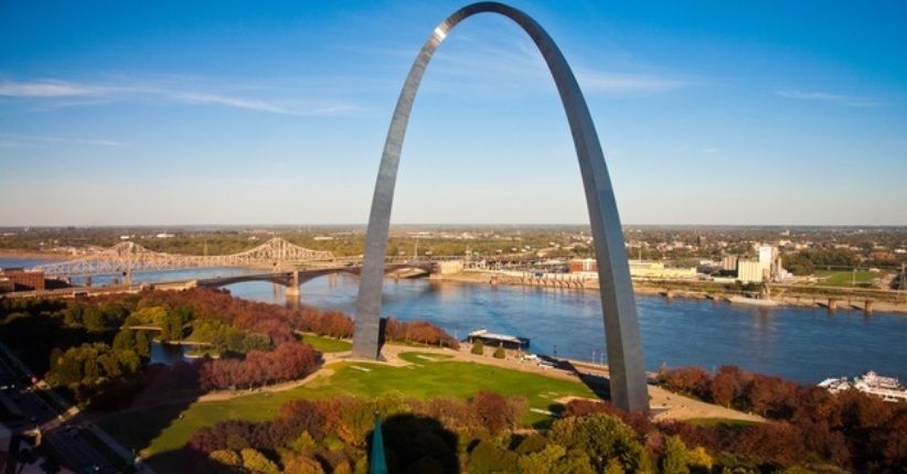 5 Landmark Bersejarah AS, Kunjungi Patung Liberty hingga Gateway Arch