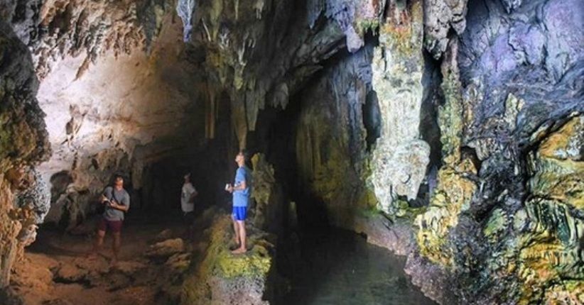 Gua dari Zaman Prasejarah Ditemukan di Raja Ampat