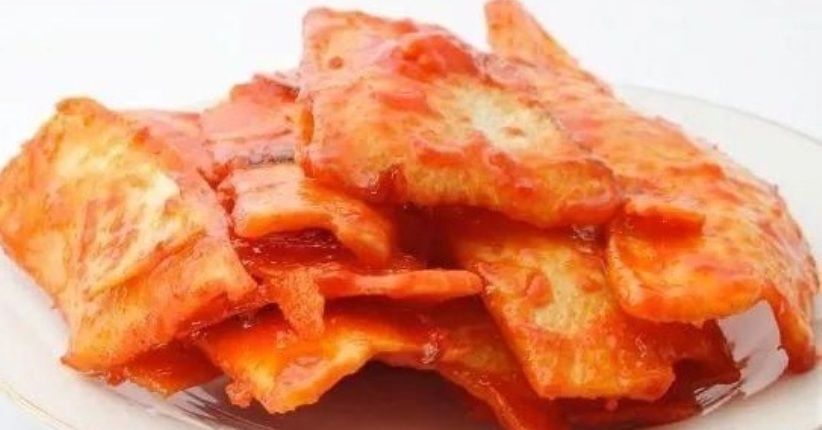 Weekend, Serunya Makan Camilan Keripik Singkong dan Sate Telur