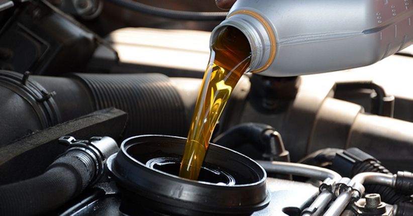 Mengungkap Mitos Seputar Pelumas Kendaraan di Masyarakat