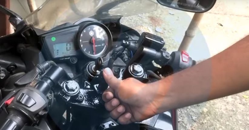 Jangan Biasakan Langsung Menstarter Motor, Ini Akibatnya