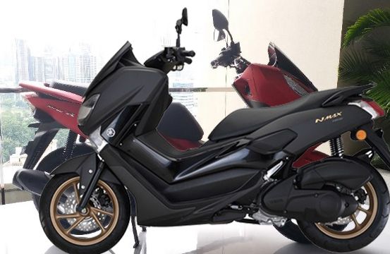 Komparasi Honda PCX 150 versus Yamaha NMAX 155