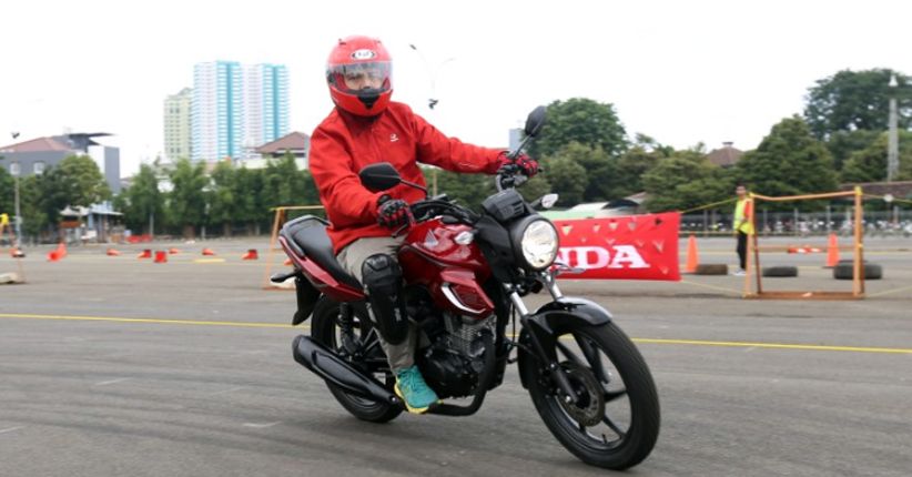 Test Ride: Honda CB150 Verza Gesit dan Enak Diajak Bermanuver