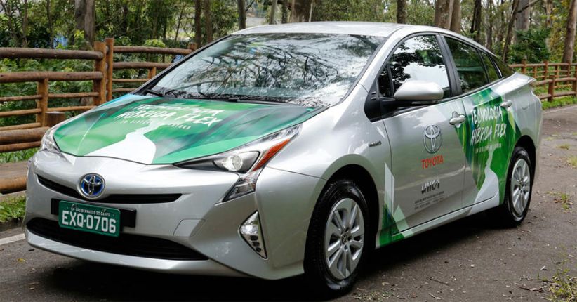 Toyota Prius Terbaru Pakai Bahan Bakar Etanol
