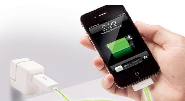 Jangan Lakukan Hal Ini saat Men-Charge Baterai Ponsel