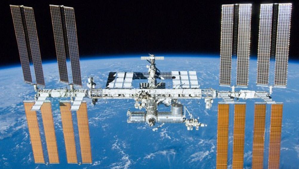 Tak Ingin Kalah, Rusia Bakal Bikin Hotel Mewah di Stasiun Luar Angkasa