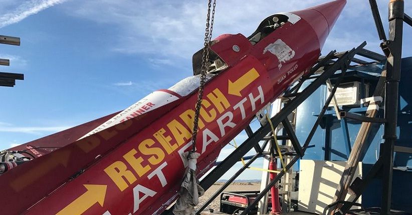 Buktikan Bumi Datar, Pria Ini Ingin Luncurkan Roket Bulan Depan