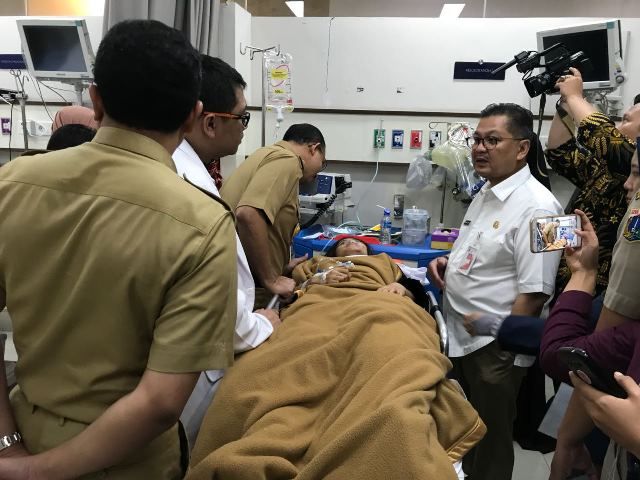 Anies Jenguk Korban Robohnya Mezzanine BEI di RS Siloam