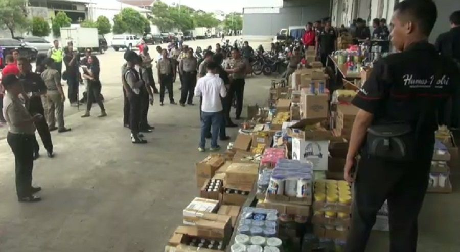 Polisi Kembali Temukan Gudang Makanan Kedaluwarsa di Cengkareng