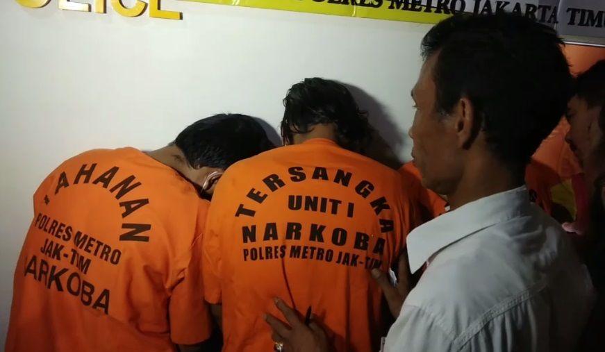 Home Industry Miras Ginseng Oplosan di Jakarta Timur Digerebek Polisi